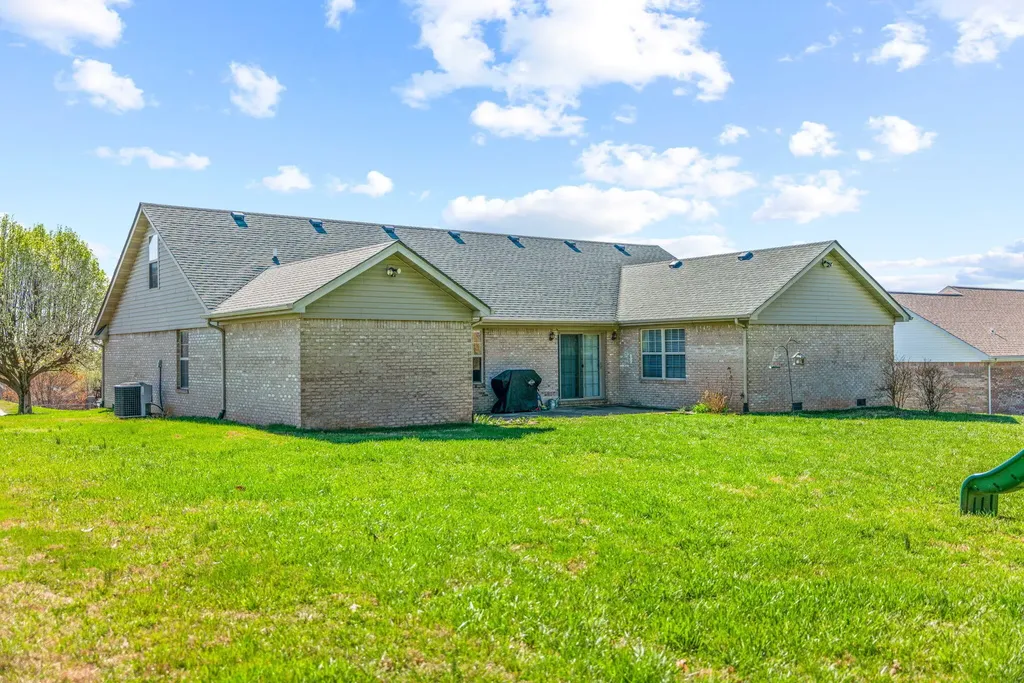 920 Hidden Loop Drive Somerset KY 42503