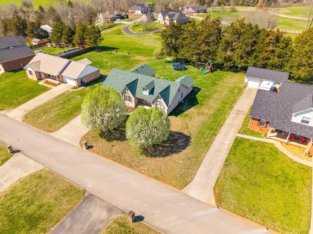 920 Hidden Loop Drive Somerset KY 42503