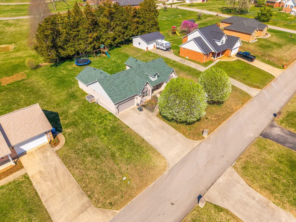 920 Hidden Loop Drive Somerset KY 42503