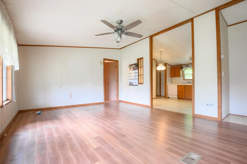 154 Arkle Road Gray KY 40734