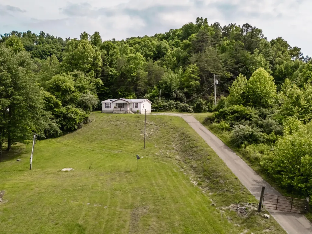 154 Arkle Road Gray KY 40734