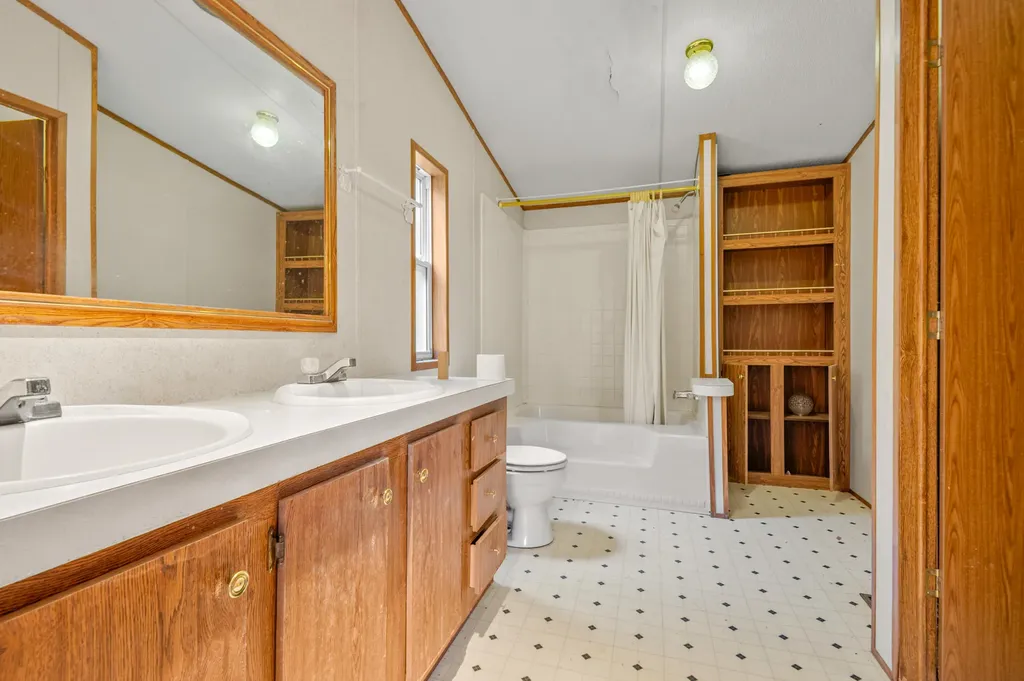 154 Arkle Road Gray KY 40734