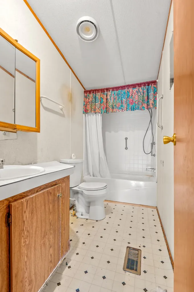 154 Arkle Road Gray KY 40734
