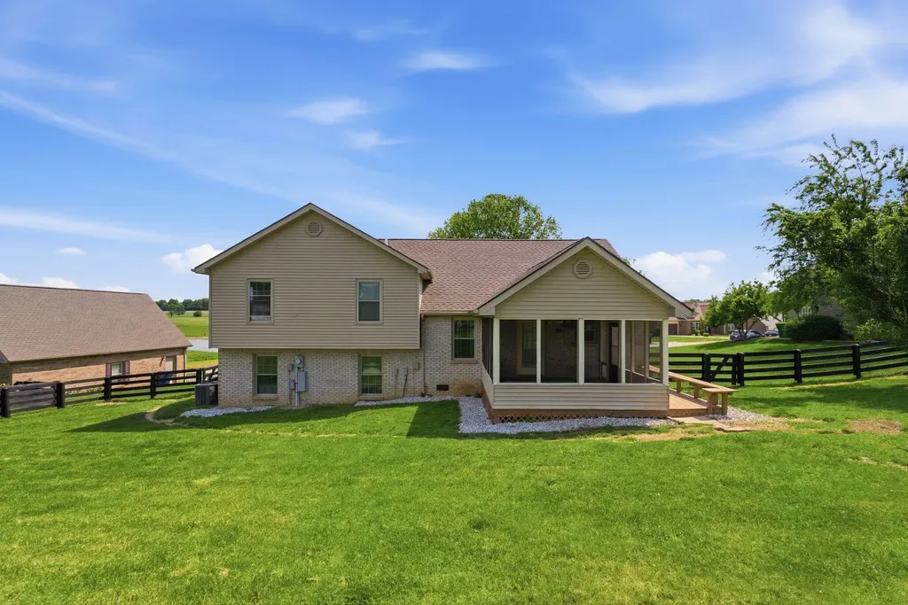 167 General Cleburne Drive Richmond KY 40475