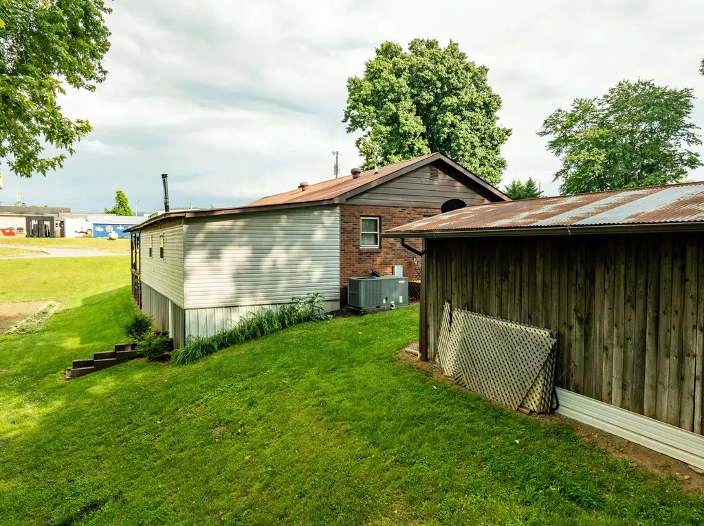 125 Bean Street Monticello KY 42633