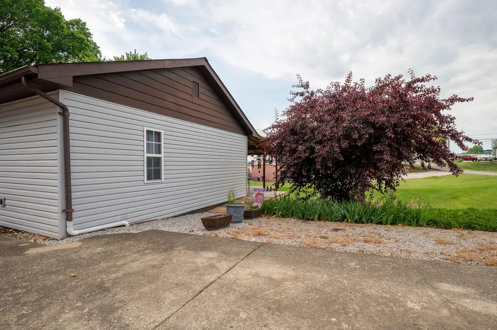 125 Bean Street Monticello KY 42633