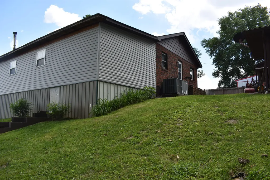 125 Bean Street Monticello KY 42633