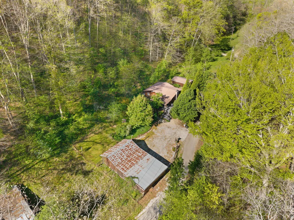 3853 Skidmore Road Frenchburg KY 40322