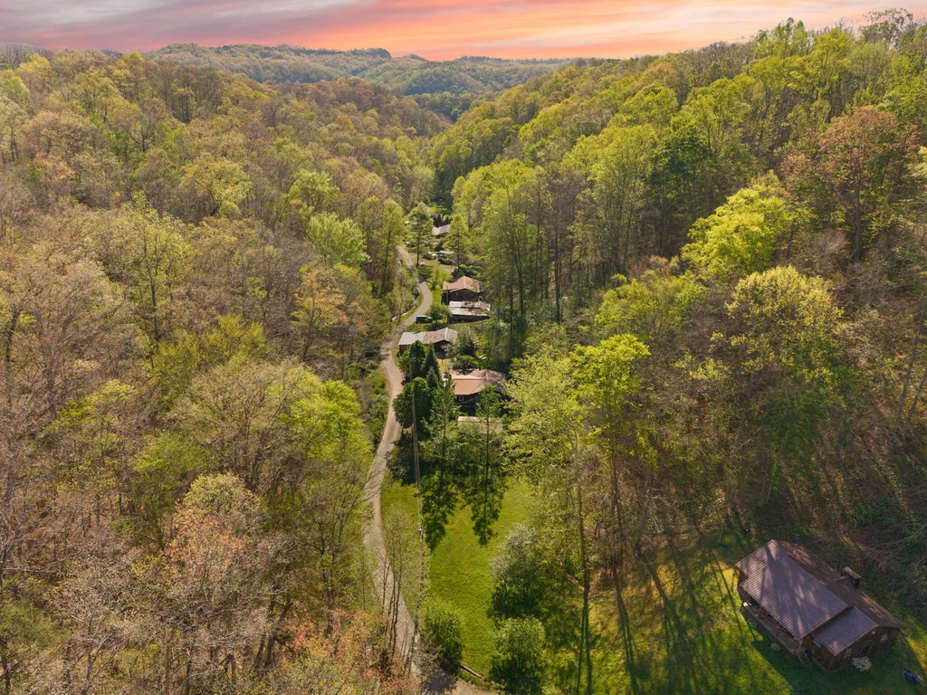 3853 Skidmore Road Frenchburg KY 40322