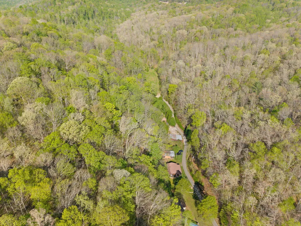 3853 Skidmore Road Frenchburg KY 40322