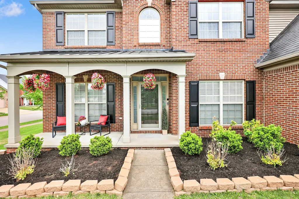 2849 Satin Leaf Park Lexington KY 40511