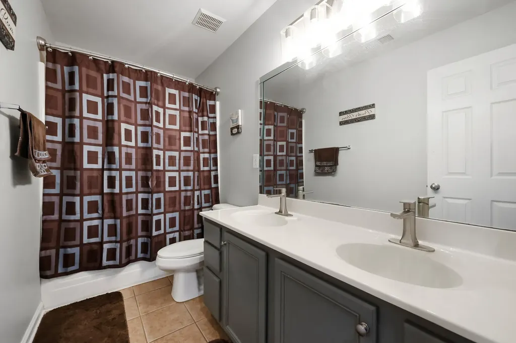 2849 Satin Leaf Park Lexington KY 40511