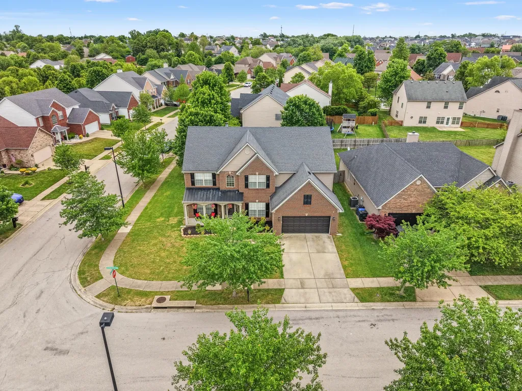 2849 Satin Leaf Park Lexington KY 40511