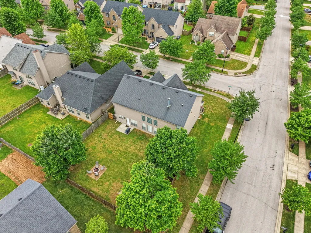 2849 Satin Leaf Park Lexington KY 40511