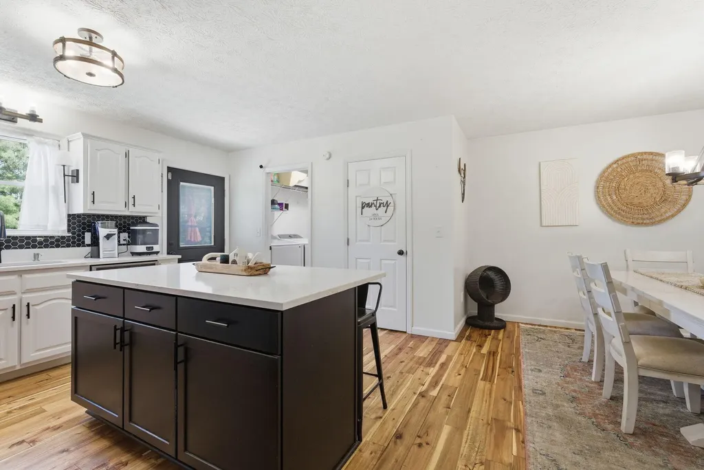 6490 Ky Highway 2141 Hustonville KY 40437