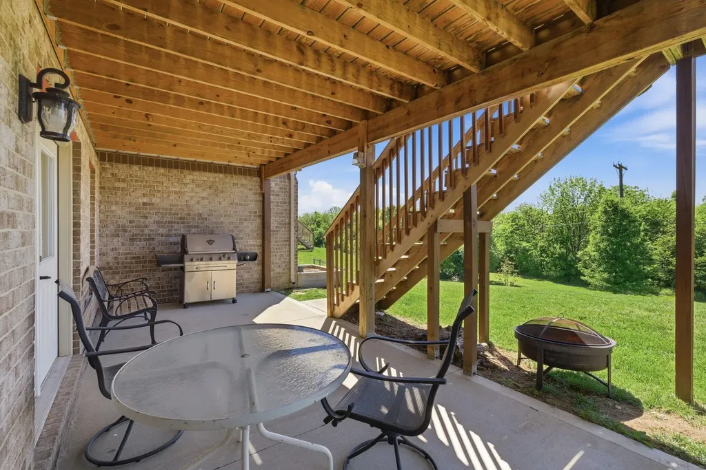 113 Rocky Creek Road Georgetown KY 40324
