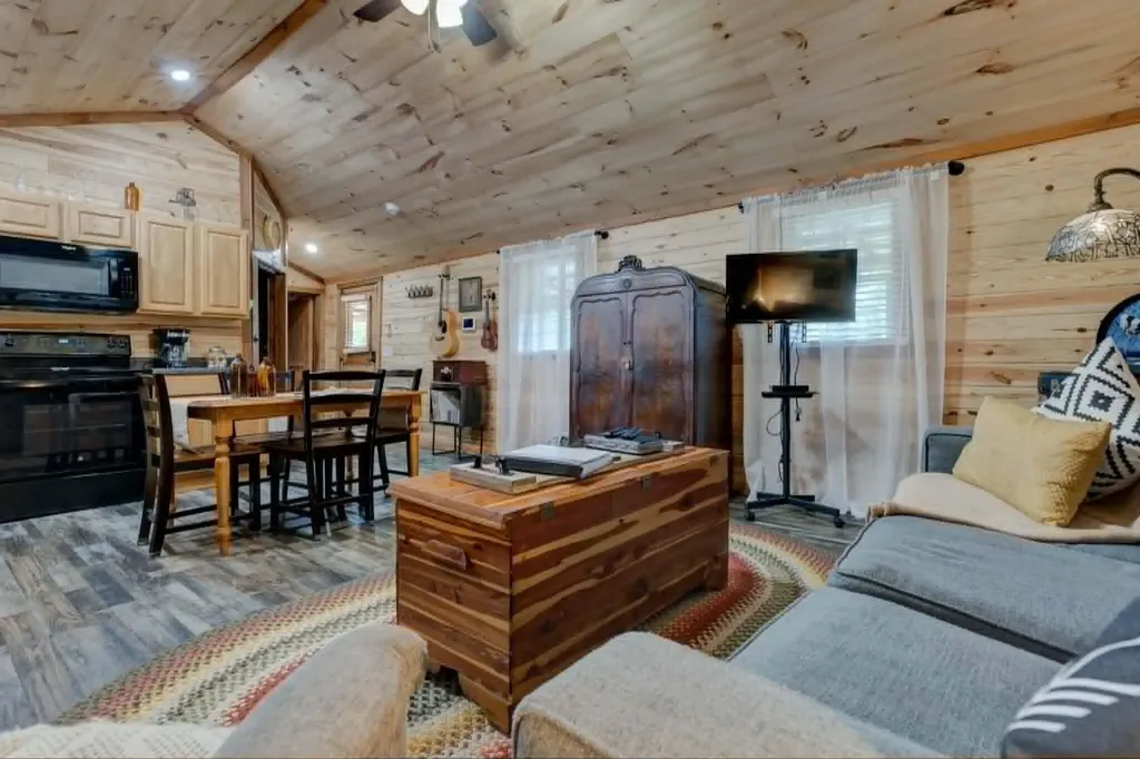 3485 Pilot Road Stanton KY 40380