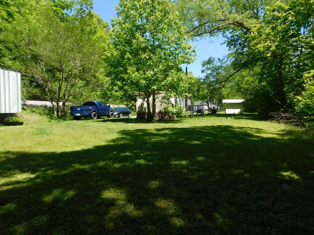 13070 N U.s. 119 Totz KY 40870