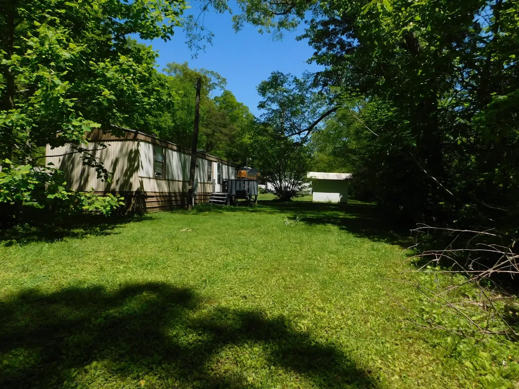 13070 N U.s. 119 Totz KY 40870