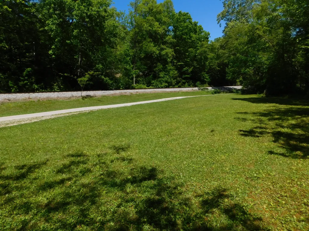 13070 N U.s. 119 Totz KY 40870