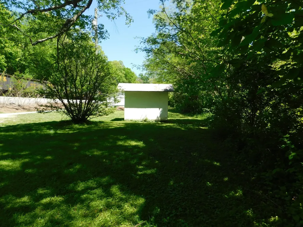 13070 N U.s. 119 Totz KY 40870
