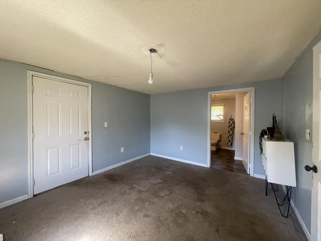 13070 N U.s. 119 Totz KY 40870