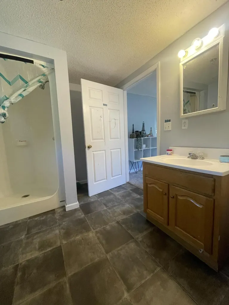 13070 N U.s. 119 Totz KY 40870