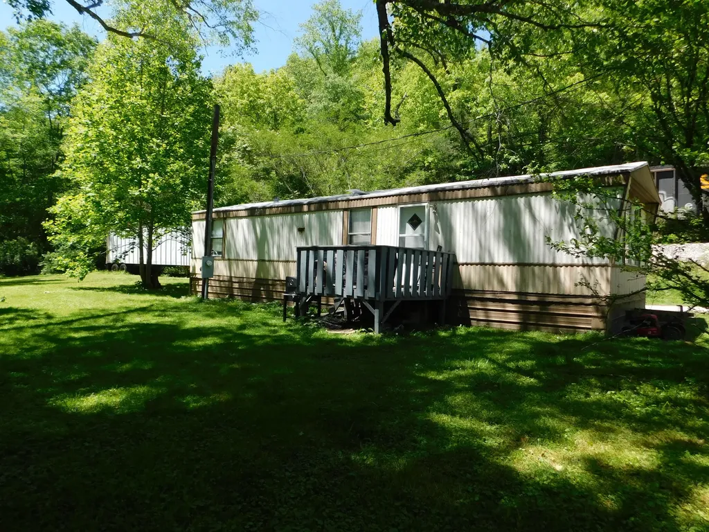 13070 N U.s. 119 Totz KY 40870