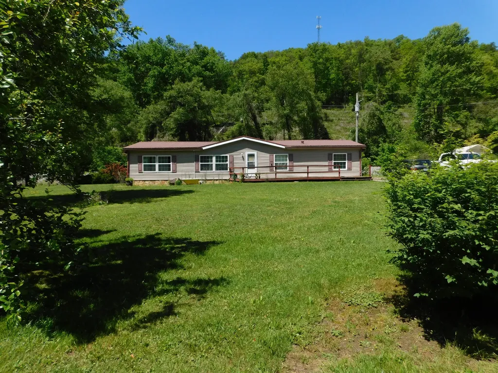 13070 N U.s. 119 Totz KY 40870
