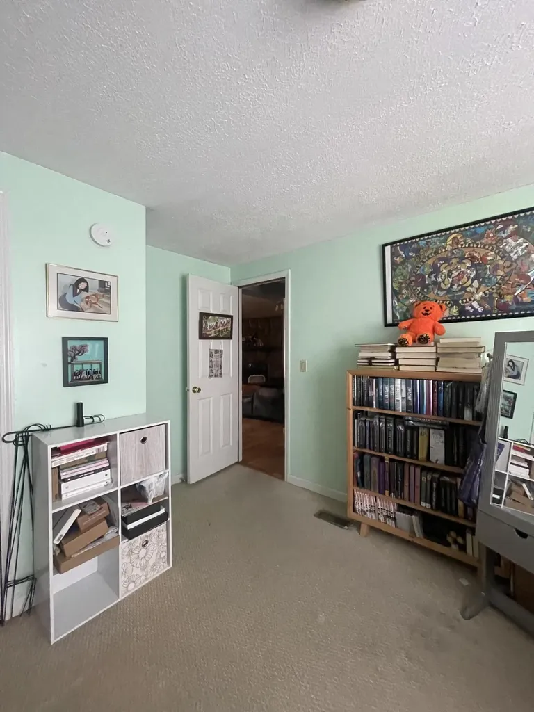13070 N U.s. 119 Totz KY 40870
