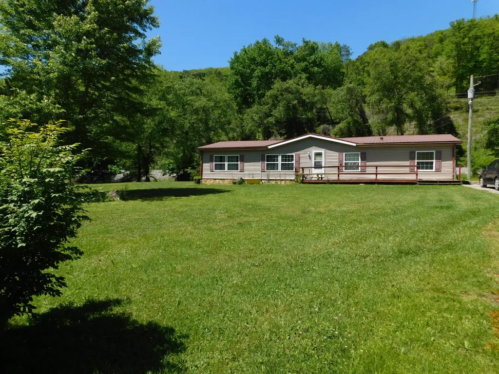 13070 N U.s. 119 Totz KY 40870