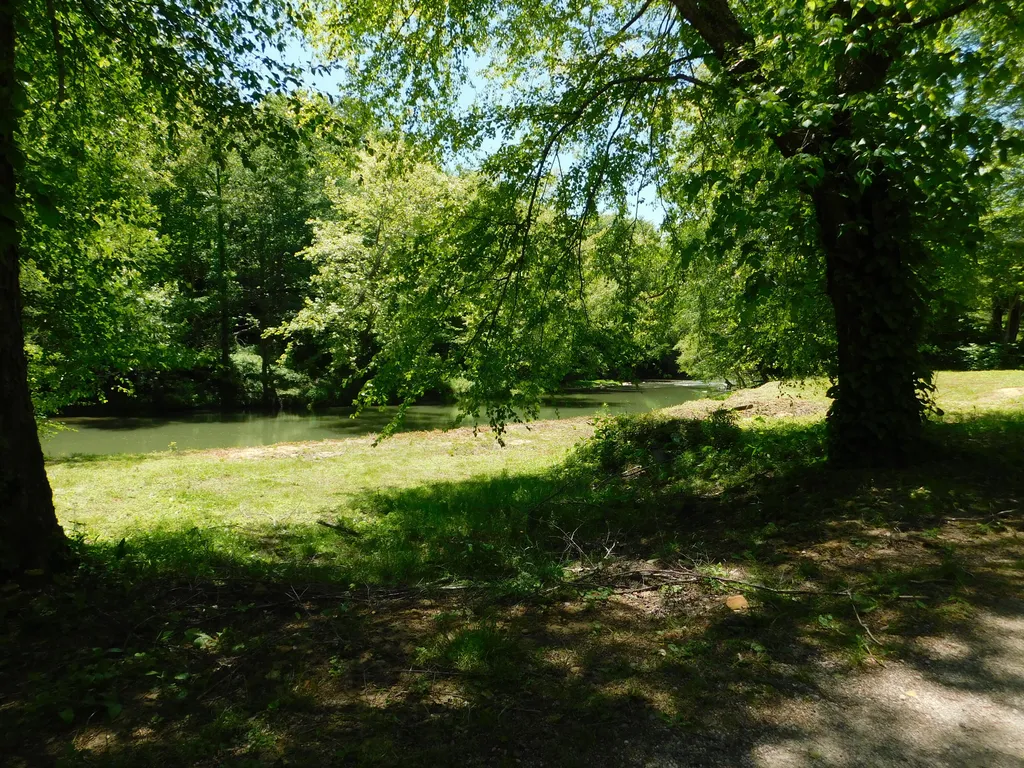 13070 N U.s. 119 Totz KY 40870