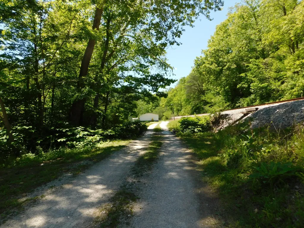 13070 N U.s. 119 Totz KY 40870