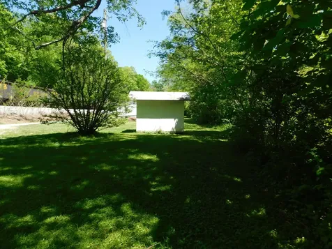 13070 N U.s. 119 Totz KY 40870