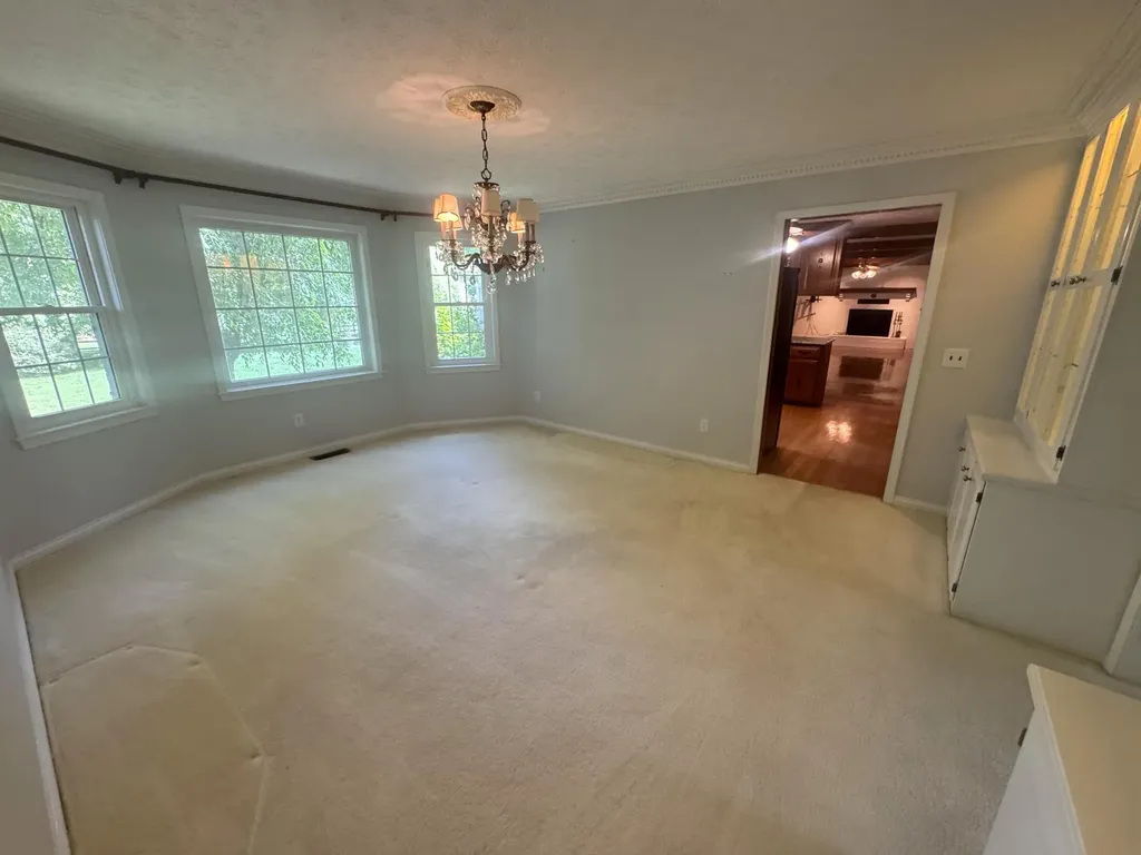 1050 Bluegrass Pike Danville KY 40422