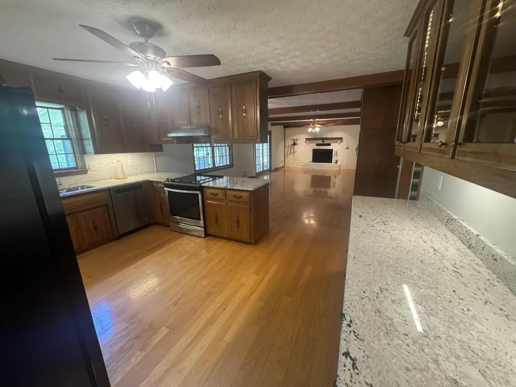 1050 Bluegrass Pike Danville KY 40422