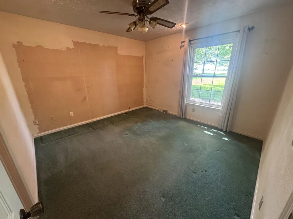1050 Bluegrass Pike Danville KY 40422