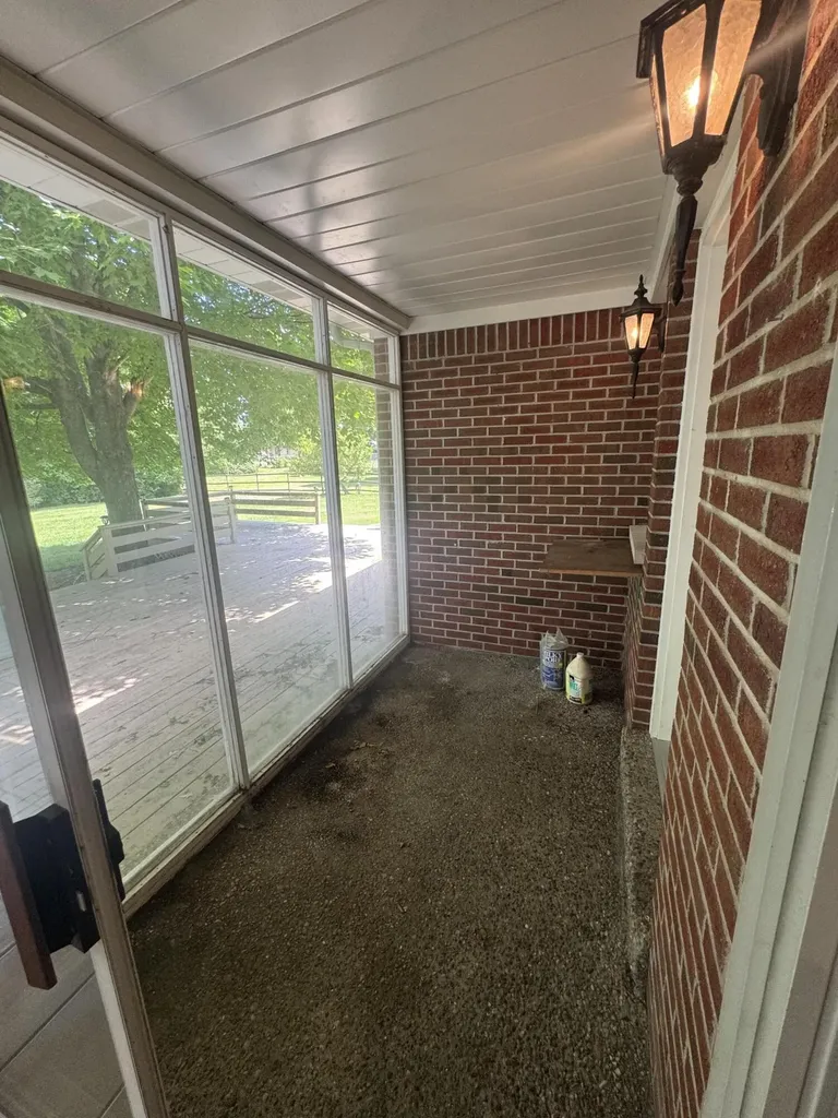 1050 Bluegrass Pike Danville KY 40422