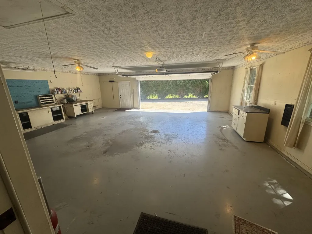 1050 Bluegrass Pike Danville KY 40422