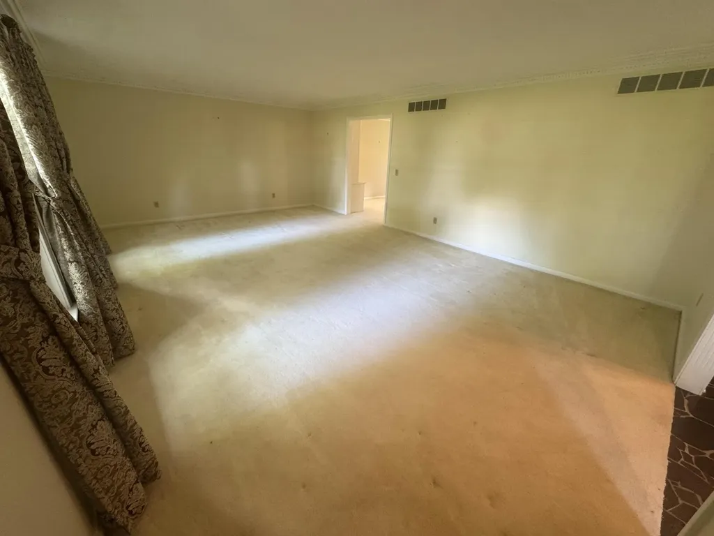 1050 Bluegrass Pike Danville KY 40422