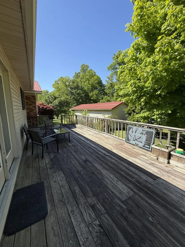 2841 W Laurel Road London KY 40741