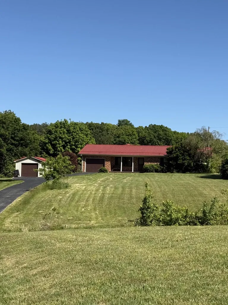 2841 W Laurel Road London KY 40741