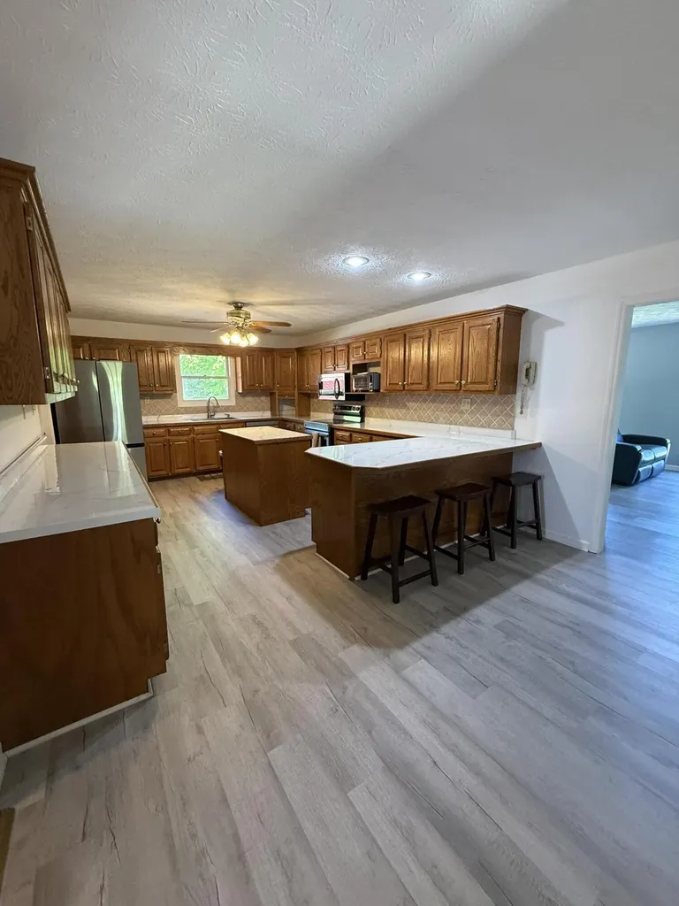 2841 W Laurel Road London KY 40741