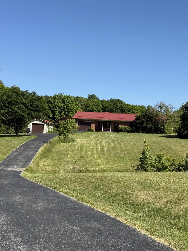 2841 W Laurel Road London KY 40741