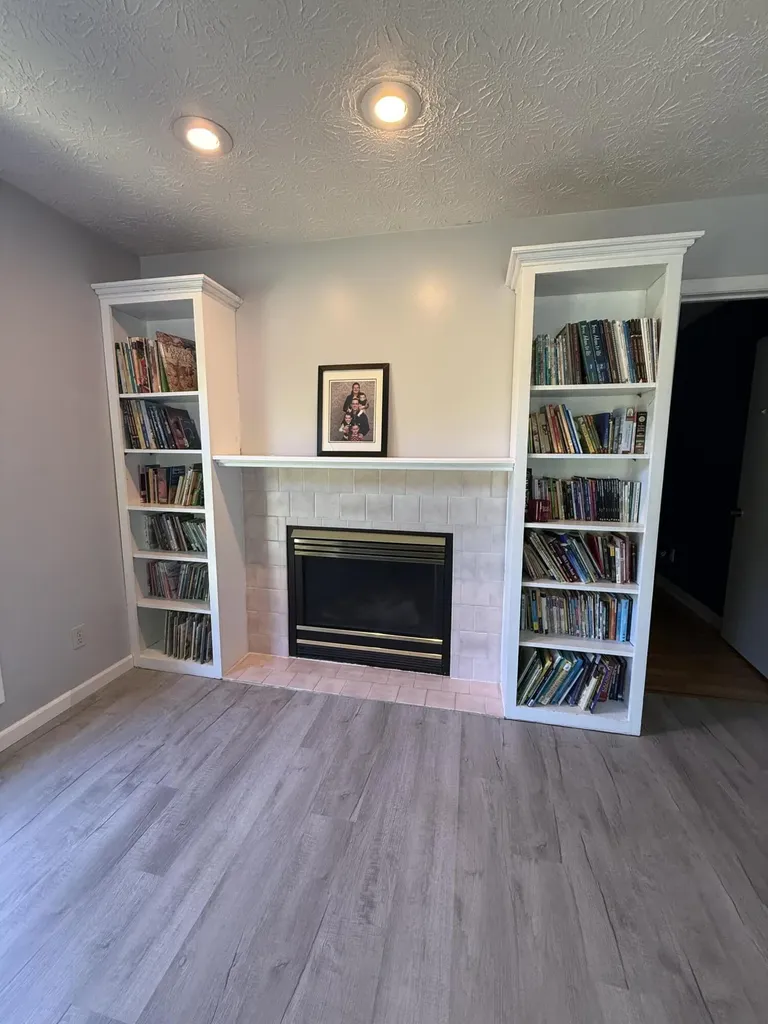 2841 W Laurel Road London KY 40741