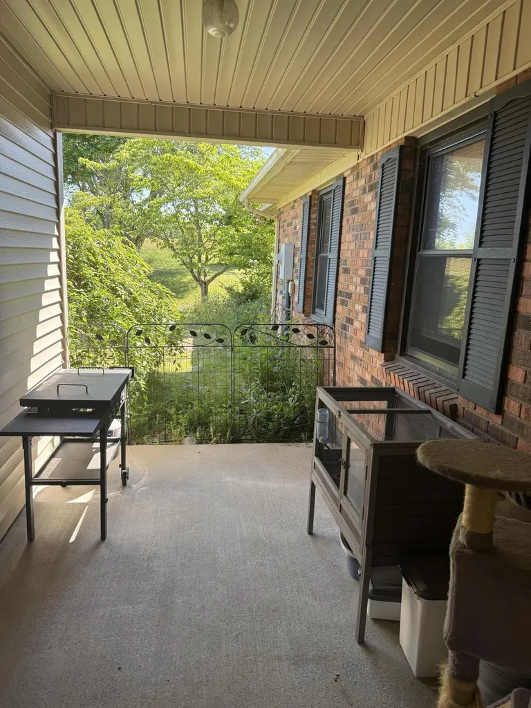 2841 W Laurel Road London KY 40741