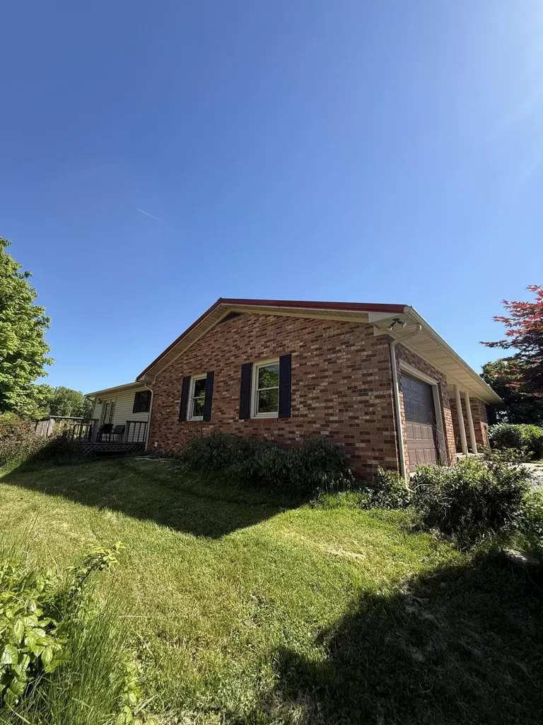 2841 W Laurel Road London KY 40741