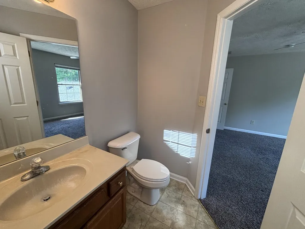 2724 Hayden Park Lane Lexington KY 40511