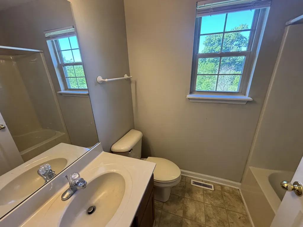 2724 Hayden Park Lane Lexington KY 40511