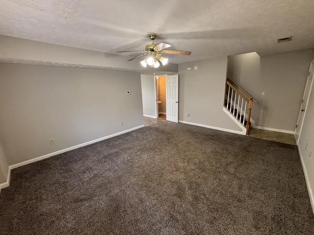 2724 Hayden Park Lane Lexington KY 40511